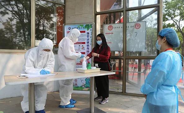 Shandong yesterday added three new confirmed cases of indigenous, 74 cases of indigenous asymptomatic infections