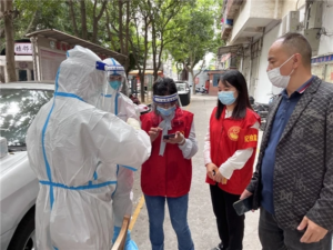 Supervision of "volunteer red" teams stationed at the front line of epidemic prevention