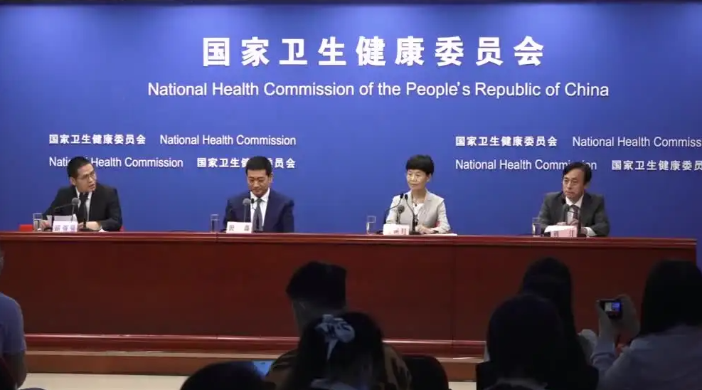 National Health Commission: 2 new local deaths yesterday in Beijing