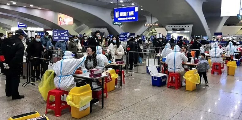 Mainland China's daily increase in the number of infections fell for four consecutive Beijing: passengers without 48 hours of nuclear acid shall not be refused to ride