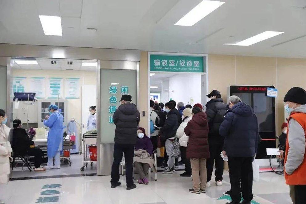 Shanghai community health service institutions continue to improve the capacity of community-based new crown rescue and treatment services