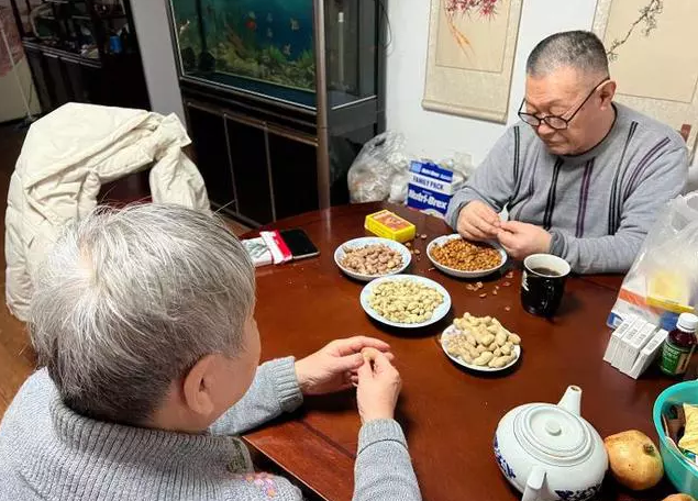 83-year-old man's experience of "Yang Kang": once life-threatening, turned negative to find pneumonia