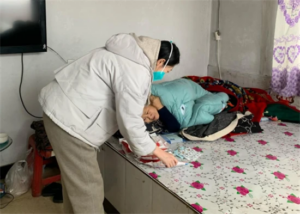 Liaoning: First secretary in village raises epidemic prevention supplies, medicine to make villagers have a good year