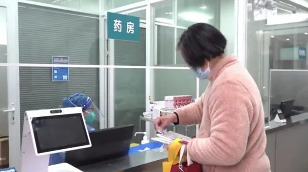 Shanghai: Anti-viral drugs (small molecule drugs), finger oxygen meters, oxygen tanks and other supplies are given priority to the community tilt equipped