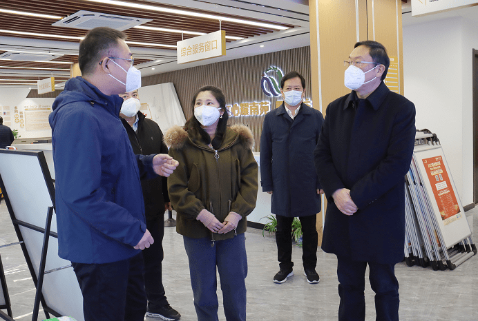 Liu Guozhong in Sichuan, Chongqing research stressed that adhere to the people first, life first and do a solid job in the new phase of prevention and control of the epidemic