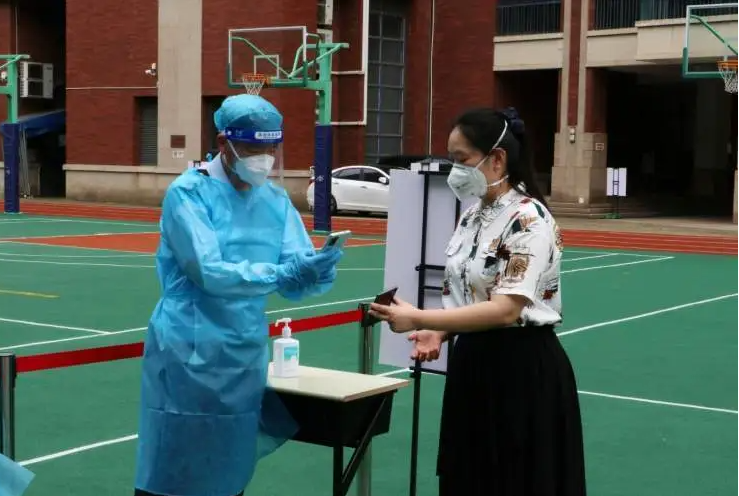 A school in Hangzhou issued a notice to do a day before the start of school antigen or nucleic acid