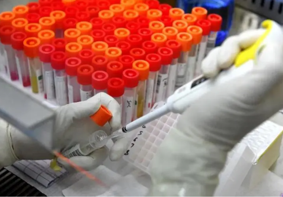 A university in Shaanxi spent 3 million on nucleic acid testing services in the New Year, which had been aborted last year, with a single tube price of 15 yuan